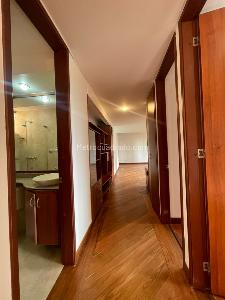 Apartamento de 3 alcobas en venta en Niza, Bogotá, 107 m² · foto 11 de 20
