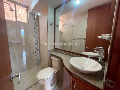 Apartamento de 3 alcobas en venta en Niza, Bogotá, 107 m² · foto 18 de 20