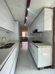 Apartamento de 3 alcobas en venta en Niza, Bogotá, 107 m² · foto 6 de 20