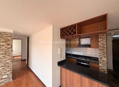 Apartamento de 2 alcobas en venta en El Ensueno, Bogotá, 68 m² · foto 2 de 7