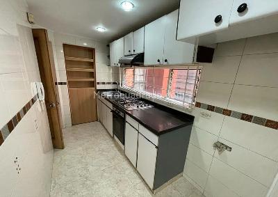 Apartamento de 3 alcobas en venta en Rafael Nuñez, Bogotá, 83 m² · foto 7 de 10