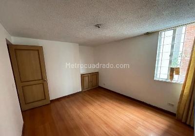 Apartamento de 3 alcobas en venta en Rafael Nuñez, Bogotá, 83 m² · foto 5 de 10