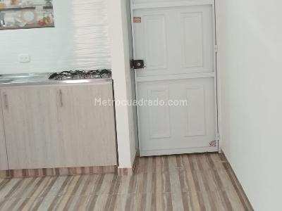 Apartamento de 3 alcobas en venta en El Tintal Iii, Bogotá, 52 m² · foto 2 de 12