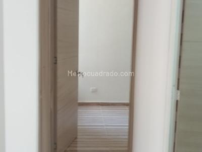 Apartamento de 3 alcobas en venta en El Tintal Iii, Bogotá, 52 m² · foto 7 de 12