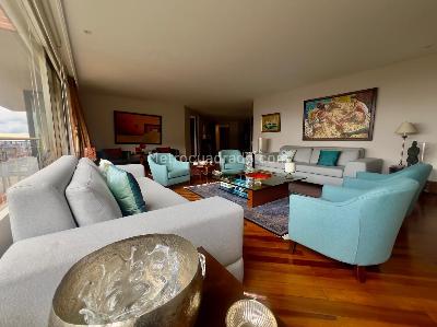 Apartamento en venta en El Refugio, Bogotá · foto 2 de 17