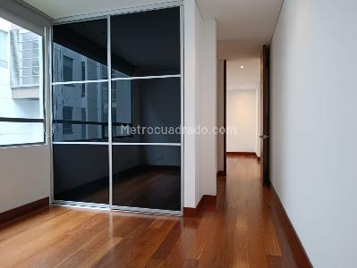 Apartamento en venta en Chico Norte, Bogotá · foto 15 de 19