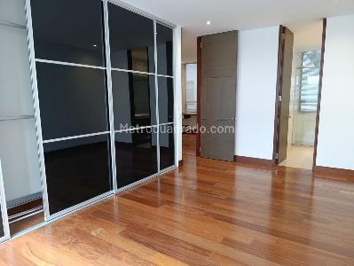 Apartamento en venta en Chico Norte, Bogotá · foto 8 de 19