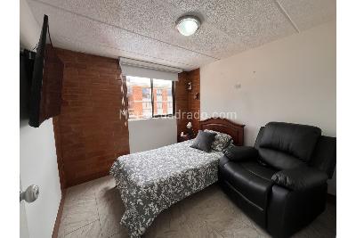 Apartamento en venta en Portales Del Norte, Bogotá · foto 10 de 16