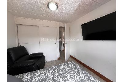 Apartamento en venta en Portales Del Norte, Bogotá · foto 9 de 16