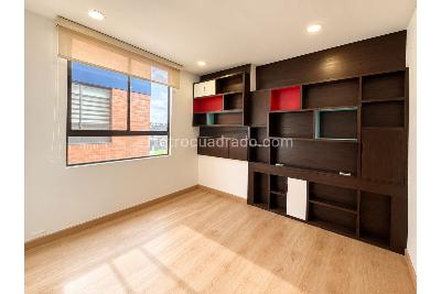Apartamento en venta en Quinta Paredes, Bogotá · foto 10 de 17