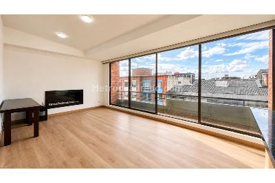 Apartamento en venta en Quinta Paredes, Bogotá · foto 2 de 17