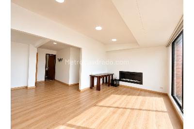 Apartamento en venta en Quinta Paredes, Bogotá · foto 6 de 17