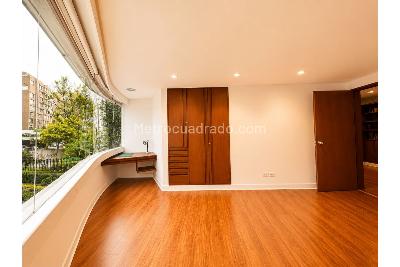 Apartamento de 4 alcobas en venta en El Retiro, Bogotá, 244 m² · foto 12 de 20