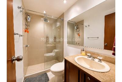 Apartamento de 4 alcobas en venta en El Retiro, Bogotá, 244 m² · foto 14 de 20