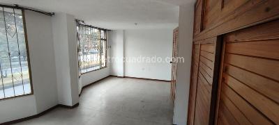 Casa de 5 alcobas en venta en Kennedy Techo, Bogotá, 109 m² · foto 3 de 14