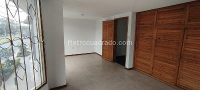 Casa de 5 alcobas en venta en Kennedy Techo, Bogotá, 109 m² · foto 7 de 14