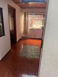 Casa de 5 alcobas en venta en San Francisco, Bogotá, 240 m² · foto 11 de 17