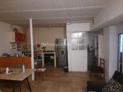Casa de 5 alcobas en venta en San Francisco, Bogotá, 240 m² · foto 8 de 17