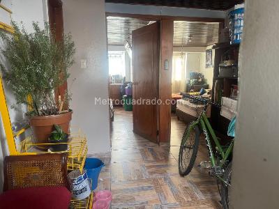 Casa de 5 alcobas en venta en Los Sauces, Bogotá, 800 m² · foto 12 de 16