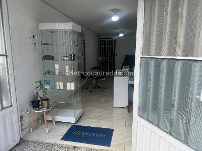 Casa de 5 alcobas en venta en Los Sauces, Bogotá, 800 m² · foto 4 de 16