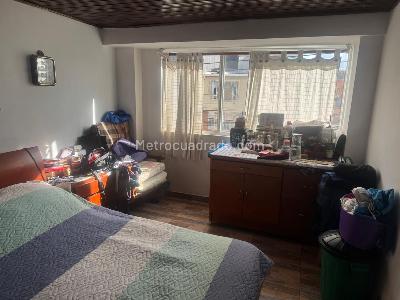Casa de 5 alcobas en venta en Los Sauces, Bogotá, 800 m² · foto 7 de 16