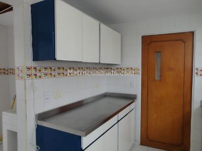 Apartamento de 2 alcobas en venta en Cataluña, Bogotá, 95 m² · foto 5 de 20
