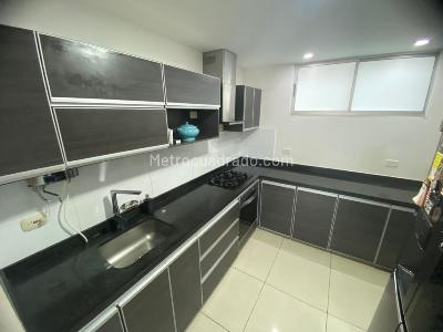 Apartamento de 4 alcobas en venta en Villa Santos, Barranquilla, 250 m² · foto 9 de 20
