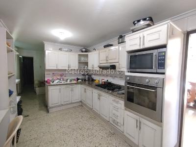 Apartamento de 3 alcobas en venta en Ciudad Jardin, Barranquilla, 145 m² · foto 5 de 12