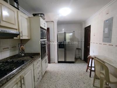 Apartamento de 3 alcobas en venta en Ciudad Jardin, Barranquilla, 145 m² · foto 6 de 12