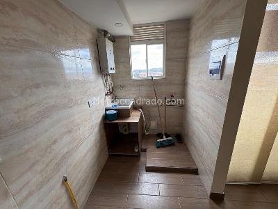 Apartamento de 2 alcobas en venta en Senderos De Madelena, Bogotá, 37 m² · foto 4 de 7