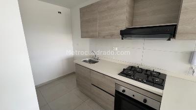 Apartamento de 3 alcobas en venta en Floridablanca, 79 m² · foto 3 de 17