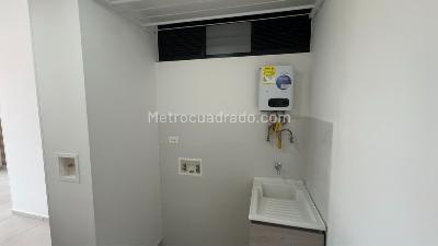Apartamento de 3 alcobas en venta en Floridablanca, 79 m² · foto 5 de 17