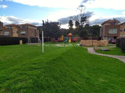 Casa de 3 alcobas en venta en Guaymaral, Chía, 190 m² · foto 4 de 20