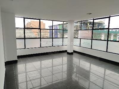 Casa de 4 alcobas en arriendo en Centro, Funza, 390 m² · foto 7 de 18