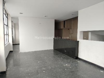 Casa de 4 alcobas en venta en Centro, Funza, 390 m² · foto 17 de 18