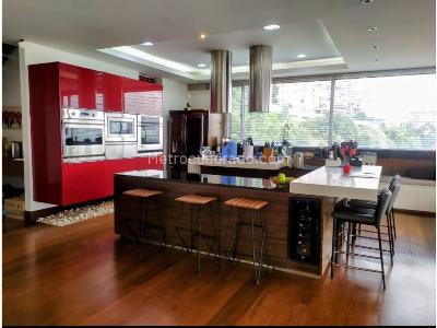 Apartamento de 4 alcobas en venta en Chico, Bogotá, 388 m² · foto 4 de 20
