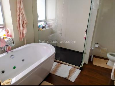 Apartamento de 4 alcobas en venta en Chico, Bogotá, 388 m² · foto 7 de 20