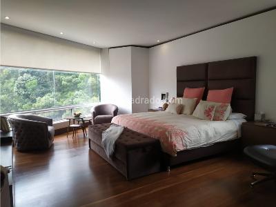 Apartamento de 4 alcobas en venta en Chico, Bogotá, 388 m² · foto 14 de 20