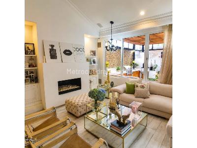 Casa de 3 alcobas en venta en Santa Barbara, Bogotá, 381 m² · foto 2 de 20