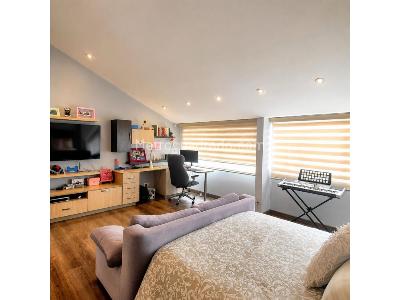 Casa de 3 alcobas en venta en Santa Barbara, Bogotá, 381 m² · foto 17 de 20