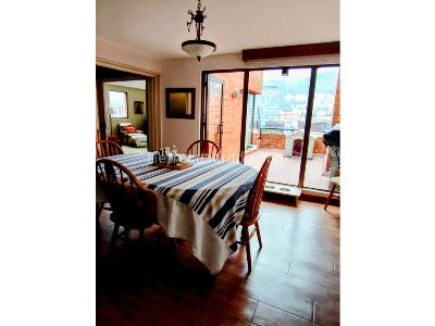 Apartamento de 3 alcobas en venta en Usaquen, Bogotá, 237 m² · foto 2 de 13