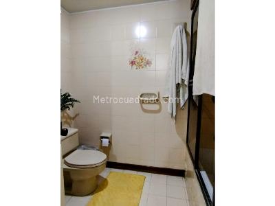 Apartamento de 3 alcobas en venta en Usaquen, Bogotá, 237 m² · foto 3 de 13
