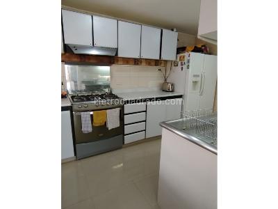 Apartamento de 3 alcobas en venta en Usaquen, Bogotá, 237 m² · foto 4 de 13
