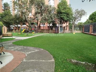 Apartamento de 3 alcobas en venta en Usaquen, Bogotá, 237 m² · foto 12 de 13