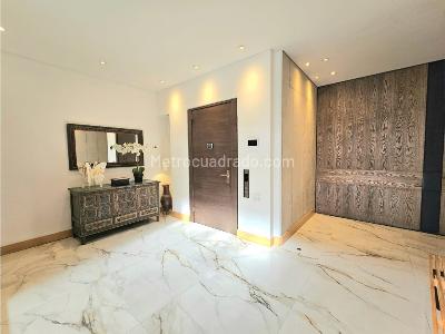 Apartamento de 5 alcobas en venta en Chico, Bogotá, 450 m² · foto 2 de 20