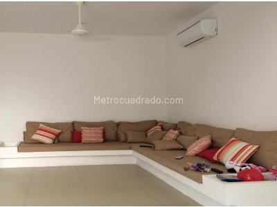 Casa de 4 alcobas en venta en Lagos Del Peñon, Girardot, 200 m² · foto 5 de 10