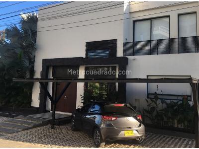 Casa de 4 alcobas en venta en Lagos Del Peñon, Girardot, 200 m² · foto 10 de 10
