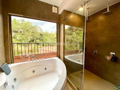 Casa de 3 alcobas en venta en Bosques De Torca, Bogotá, 370 m² · foto 18 de 20