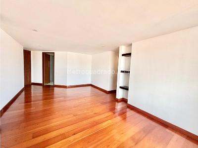 Apartamento en venta en Contador, Bogotá · foto 2 de 20