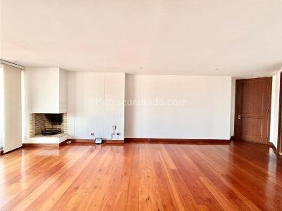 Apartamento en venta en Contador, Bogotá · foto 3 de 20